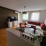 Apartman Sunrise Kod Parka *